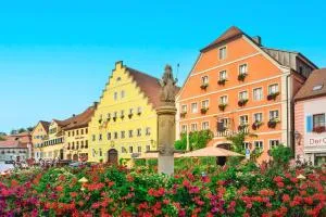 WAGNERS Hotel Greifen-Post - Haundorf