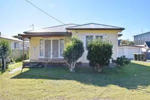 Lumeah - Bring your own linen - Hat Head