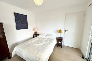 Appartements Spacieux T4 neuf de standing Plein bourg : photos des chambres
