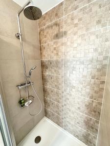 Appartements Spacieux T4 neuf de standing Plein bourg : photos des chambres
