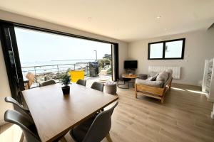 Maisons de vacances Luxury ! Contemporaine neuve Vue imprenable 180 : photos des chambres