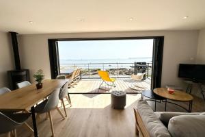 Maisons de vacances Luxury ! Contemporaine neuve Vue imprenable 180 : photos des chambres