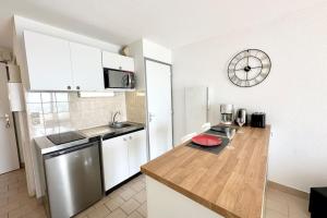 Appartements Pieds dans l'eau ! T2 Top Cosy Vue mer 180 : photos des chambres