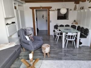 Ferienwohnung Alpenglück mit Schwimmbad und Sauna