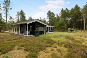 Charming & Lovely Forest House