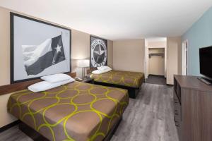 One-Bedroom Deluxe Suite with Two Queen Beds - Non-Smoking room in Baymont by Wyndham Lubbock West