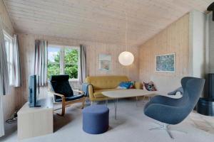 Cozy Cottage In A Quiet Area Close To The Beach