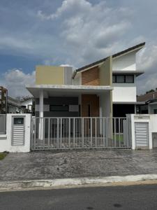DeLaman Homestay beranang