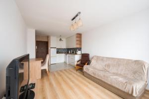 Bielany Homely Apartment by BookingHost