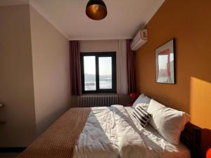 Astounding Sea View Apartment in Karaköy 4BR, 2BA