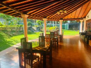 The Kings Villa