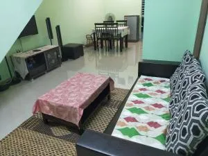Dinaz Homestay Taman Limbungan Permai Melaka - Kampong Padang