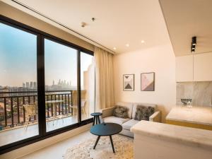 EasyGo-Crystal Beach front and lagoon access STU- Royal Amwaj-PJ