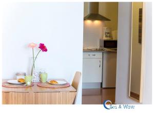 Sea & Wave La Finestra Apartment