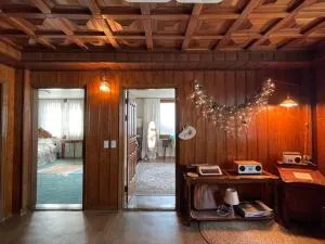 60s K-Granny House - Seul