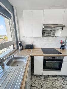 Appartements Lumineux, vue degagee, et plage a pied : photos des chambres