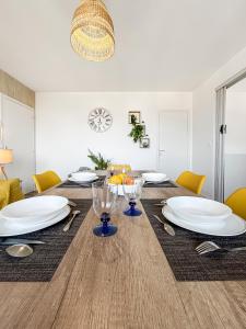 Appartements Lumineux, vue degagee, et plage a pied : photos des chambres