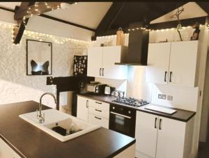 Unique, quirky, historic 400 year old appartment