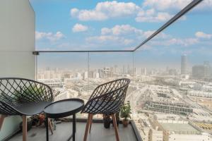 Everluxe Comfy Studio In Bloom Tower B