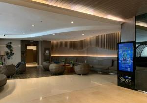 1- BEDROOM STAYCATION WITH BALCONY IN SHORE RESIDENCES PASAY BY House of Wu