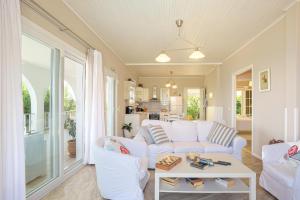 Lioniskari Seaviews - Paxois Private Pool Oasis