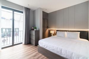 Luxe Paradise Suites Hotel To Ngoc Van