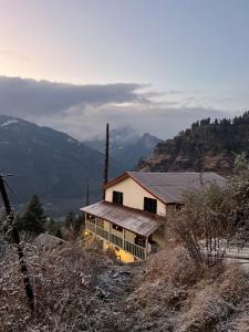 HimtrekStays Sethan, Heritage House, Manali