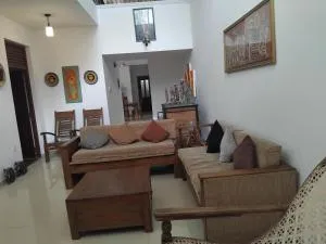 Ambalangoda Mask - Heppumulla