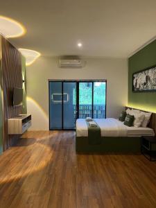 Sampai Living Town House