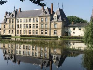 B&B / Chambres d'hotes Chateau de Vitry-la-Ville : photos des chambres