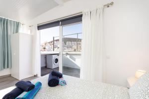 TOP New apartment center Los Cristianos