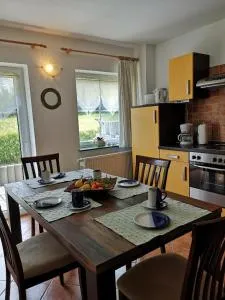 FeWo 2 im Ferienhaus Lohme-Hagen im Nationalpark - Nipmerow