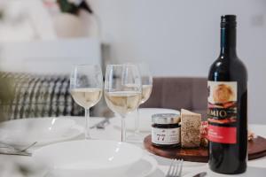 Tropea Court Sliema Apartment 5B by Homely