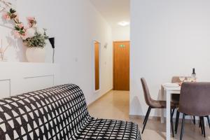 Tropea Court Sliema Apartment 5B by Homely