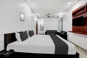 Hotel O Aditya Premier