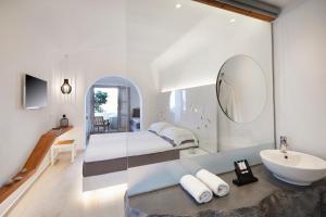 Vrahos Boutique Hotel Folegandros Greece