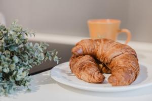 Tropea Court Sliema Apartment 6b By Homely