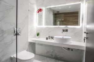 Artisan Executive Suites