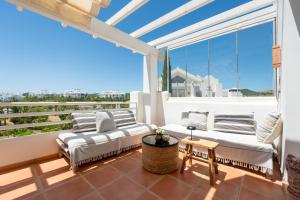 Alcazaba Lagoon Estepona - Luxury Boho Apartment