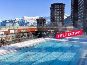 Studio Cosmos-1 by Interhome