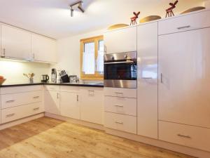 Apartment Apartment Bristolino by Interhome