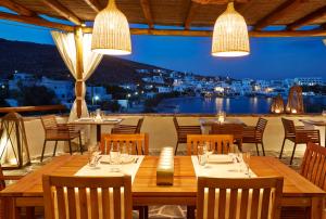 Vrahos Boutique Hotel Folegandros Greece