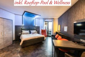 Deluxe Junior Suite room in GS Hotel