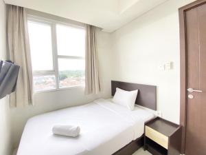 Deluxe and Cozy 2BR Apartment at Skyland City Jatinangor By Travelio