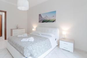 Cozy Retreat in the Vibrant Santa Rita District