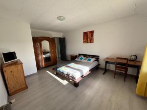 Maisons de vacances La loge : Maison 1 Chambre