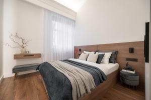 Modern Apartment in the heart of Vilnius Old Town with free parking by URBAN RENT