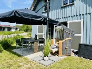 Ferienhaus Blaumeise Feriendorf 06 Klein Stresow Rügen by ruyastay - Neu Reddevitz