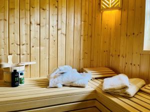 Ferienhaus Blaumeise Feriendorf 06 Klein Stresow Rügen by ruyastay