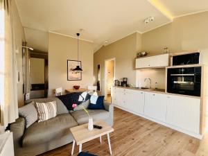 Ferienhaus Svantevit 31 Feriendorf Klein Stresow Rügen by ruyastay